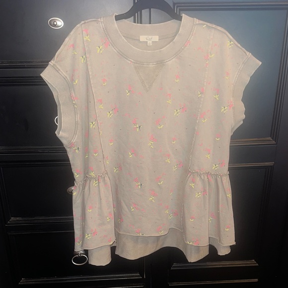 Easel Gray Sweatshirt Sm with Pink and Yellow Highlights - Picture 1 of 4